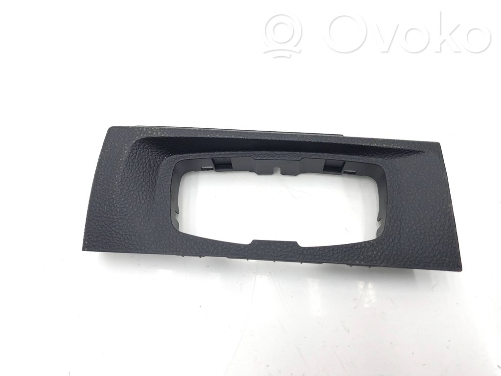 BMW 2 F22 F23 Ramka deski rozdzielczej 