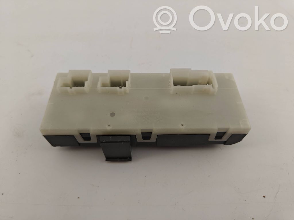 BMW 3 F30 F35 F31 Tailgate/trunk control unit/module 