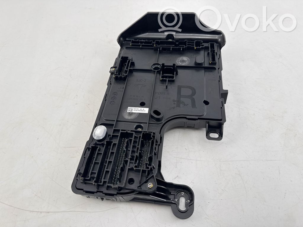 Central body control module   149784800E,156745400B