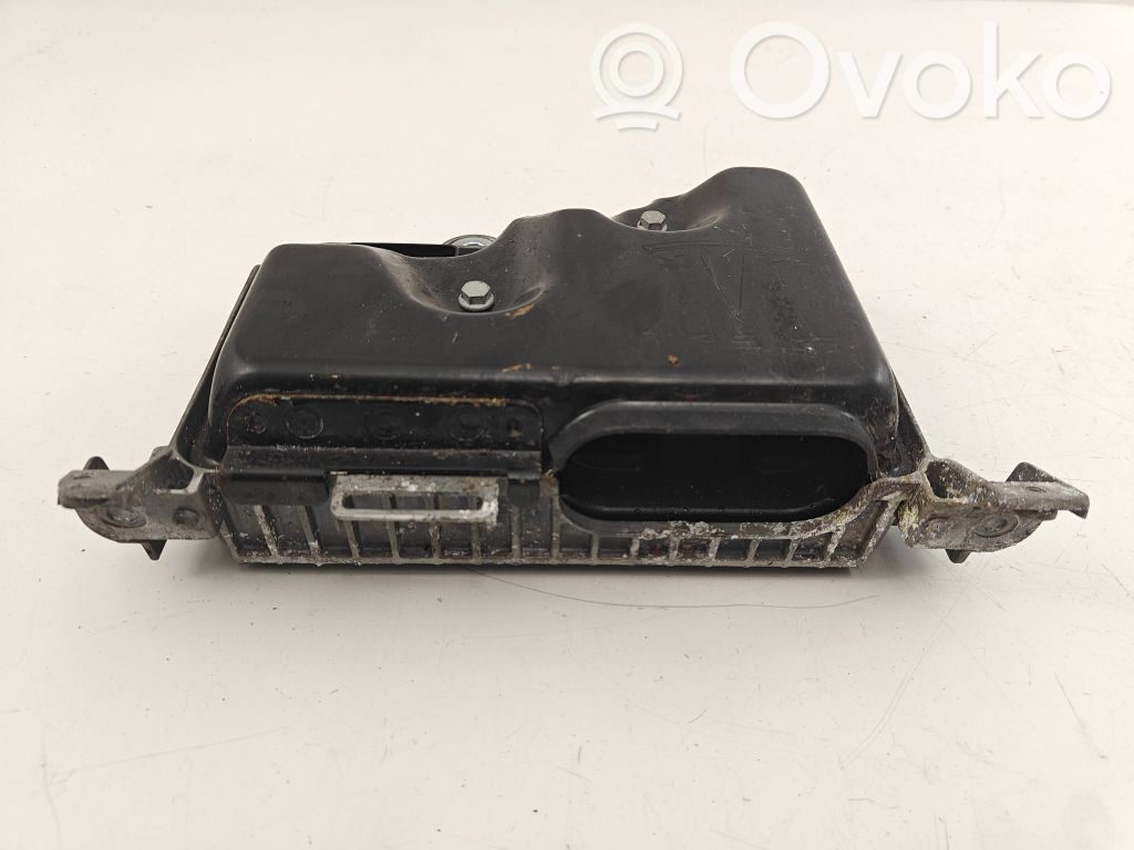 Tesla Model 3 Engine control unit/module 