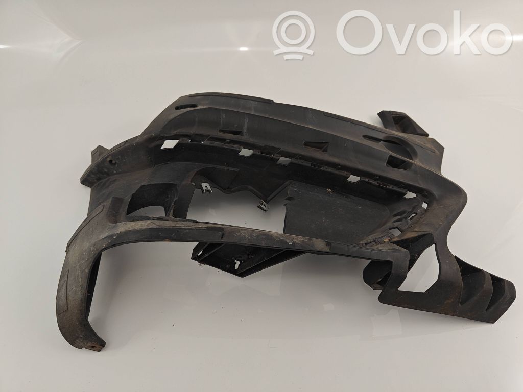 BMW 2 F46 Front bumper mounting bracket 