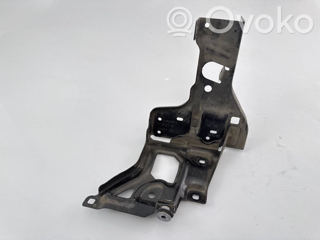 BMW 2 F46 Ajovalon kannake 