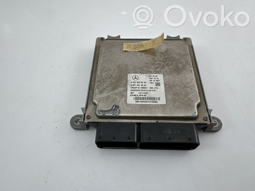 Mercedes-Benz C W205 Engine control unit/module 
