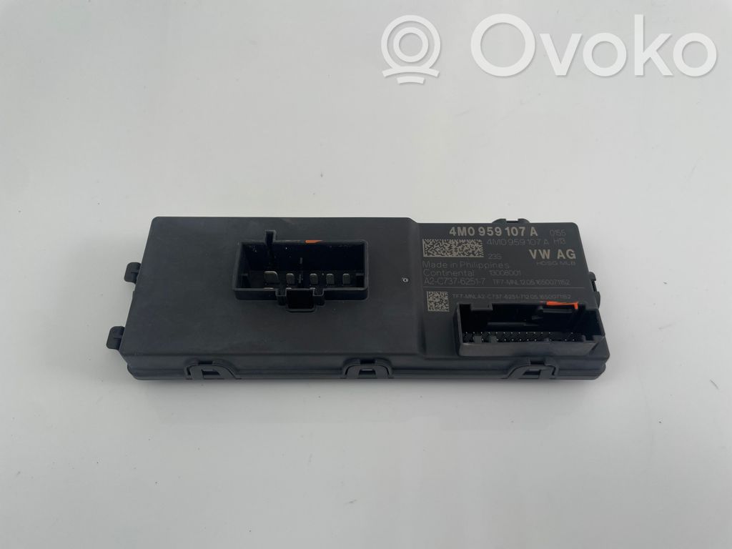 Tailgate/trunk control unit/module   4M0959107A,A2C73762517