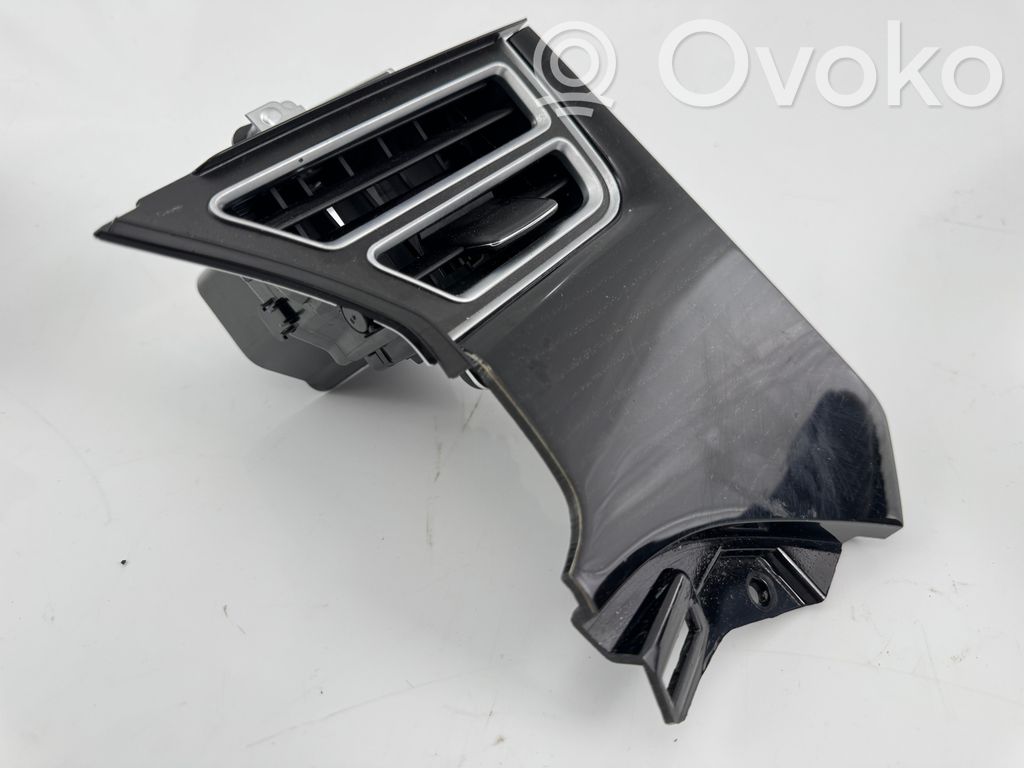 Lango oro grotelės   109687800A