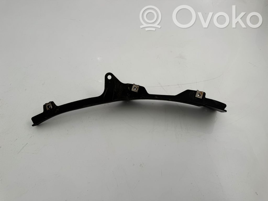 Audi Q7 4M Front splash guards bracket 