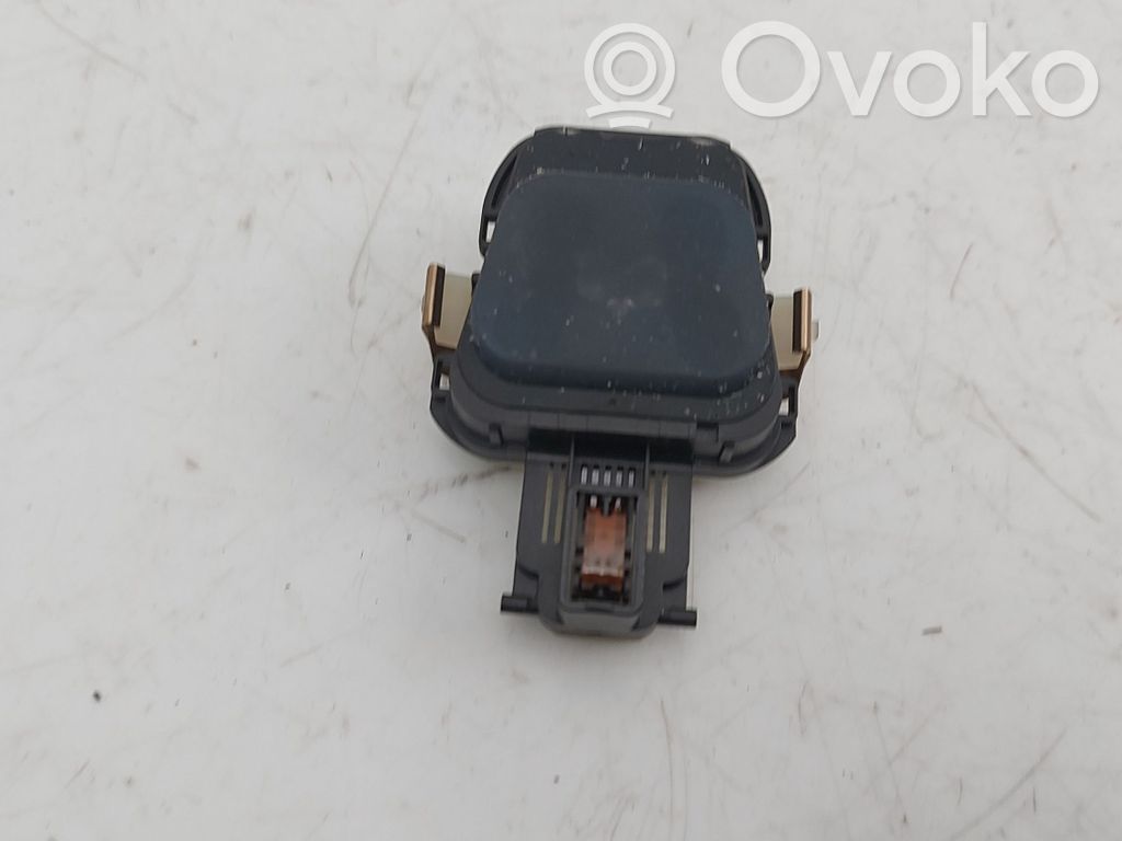Mercedes-Benz C W205 Sensor de lluvia 