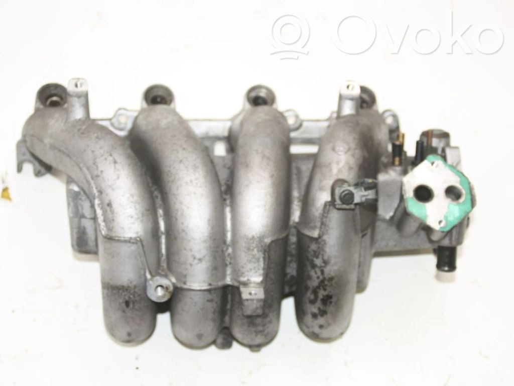 Volvo S40, V40 Colector de admisión 