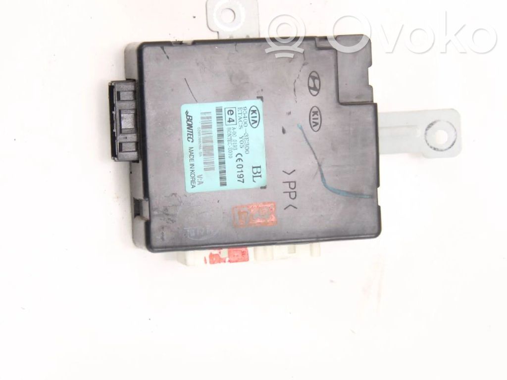 Unité de commande console centrale   954003E300,954003E300,954003E300