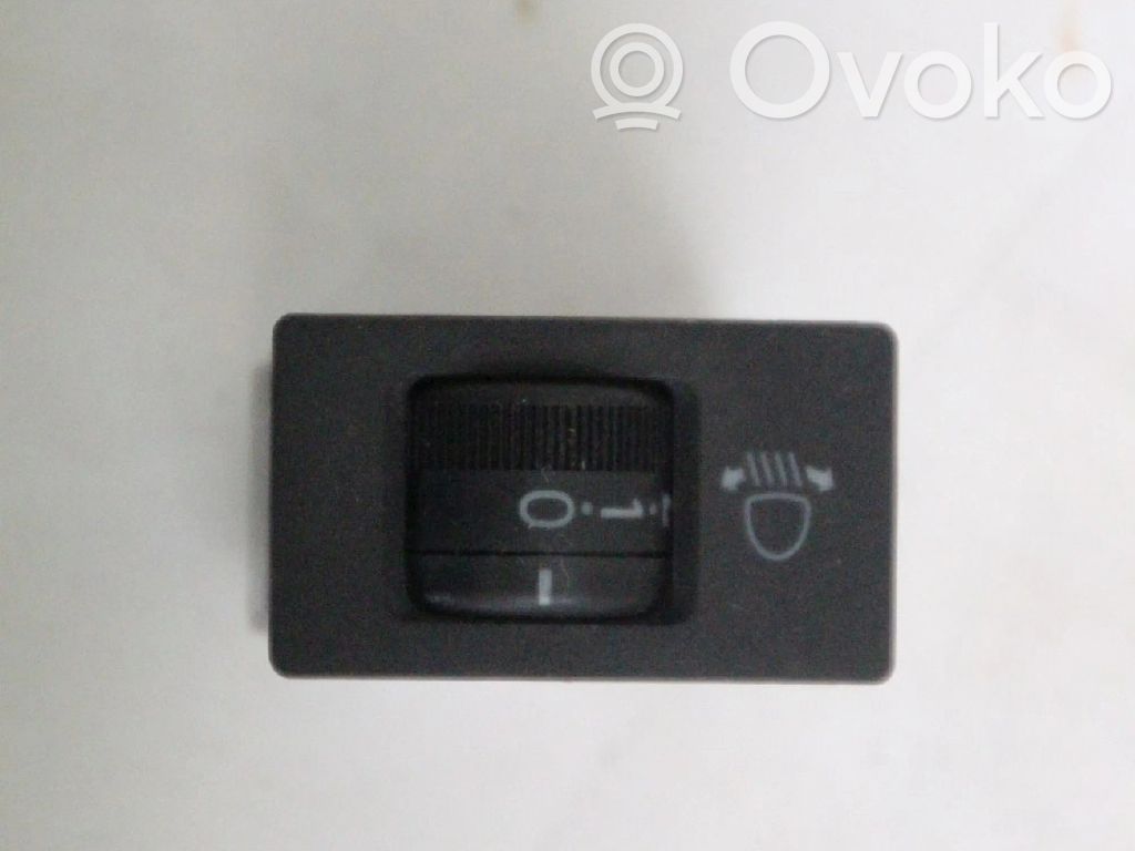 Toyota Corolla Verso E121 Otros interruptores/perillas/selectores 