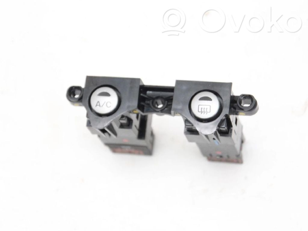 Interruptor del aire acondicionado (A/C)   1452003,1452003,4980170,1452003,4980167,4980170