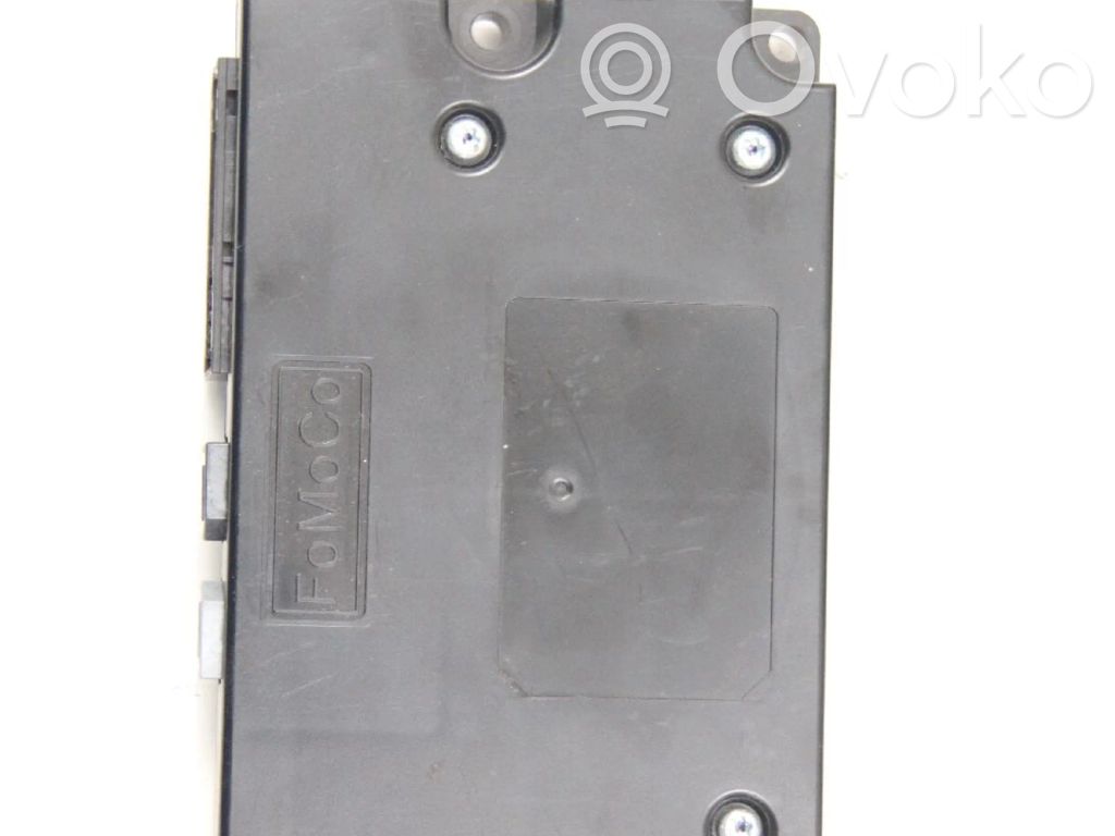 Ford Fiesta Central console control unit 