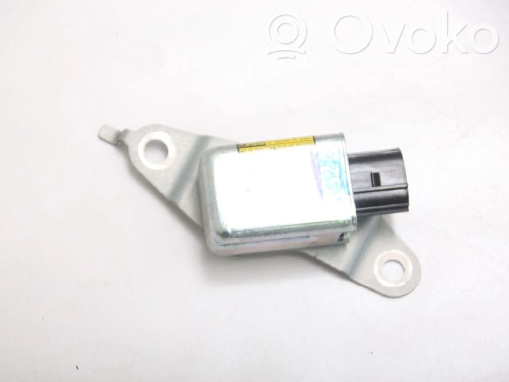 Daihatsu Terios Airbagsensor Crashsensor Drucksensor 