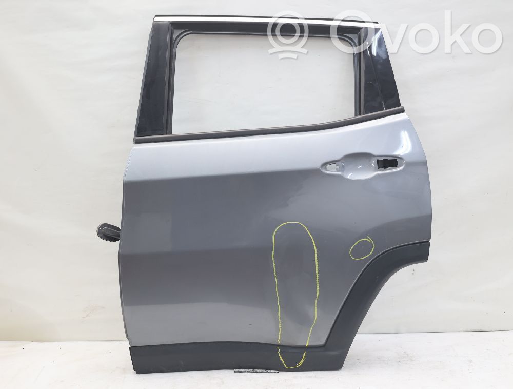 Jeep Compass Aizmugurējās durvis 