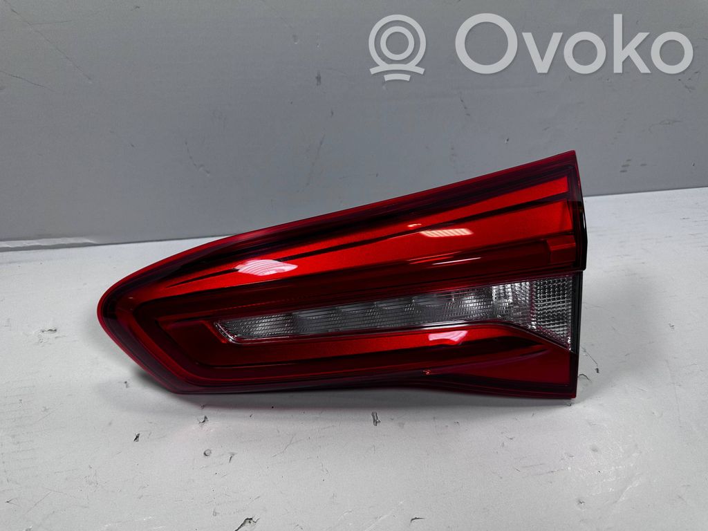 Ford Focus Tailgate rear/tail lights 