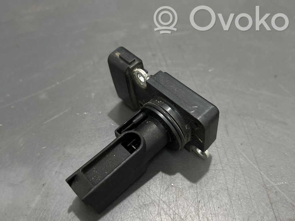 Toyota Avensis T250 Mass air flow meter 