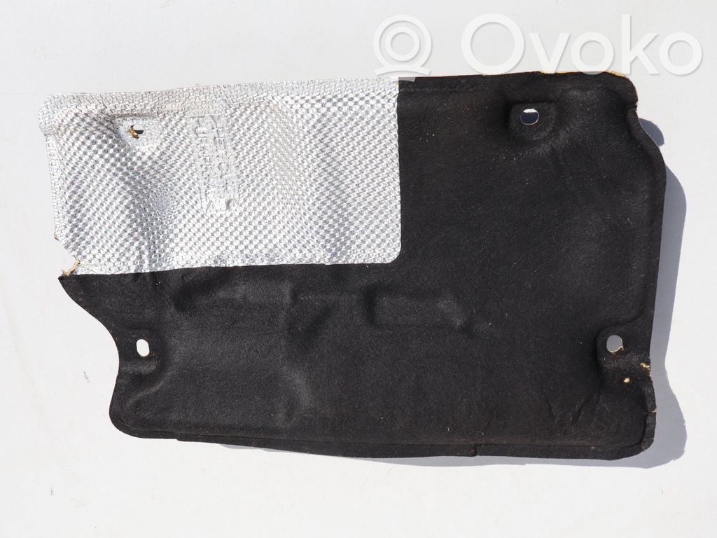 Volvo XC90 Heat shield in engine bay 