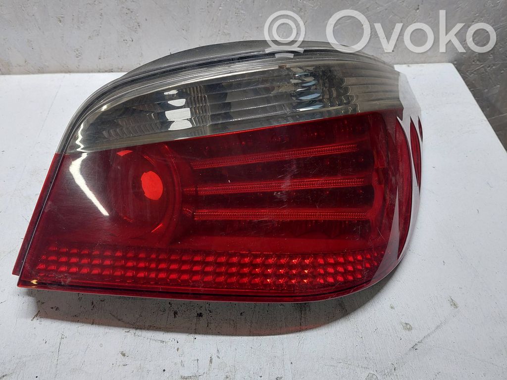 Rear/tail lights   BM079B0R22E,00045,30037480