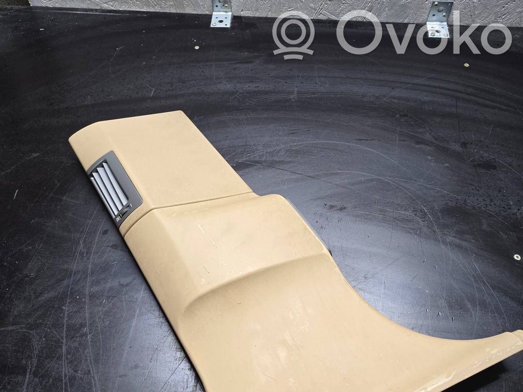 (B) pillar trim (bottom)   7001981