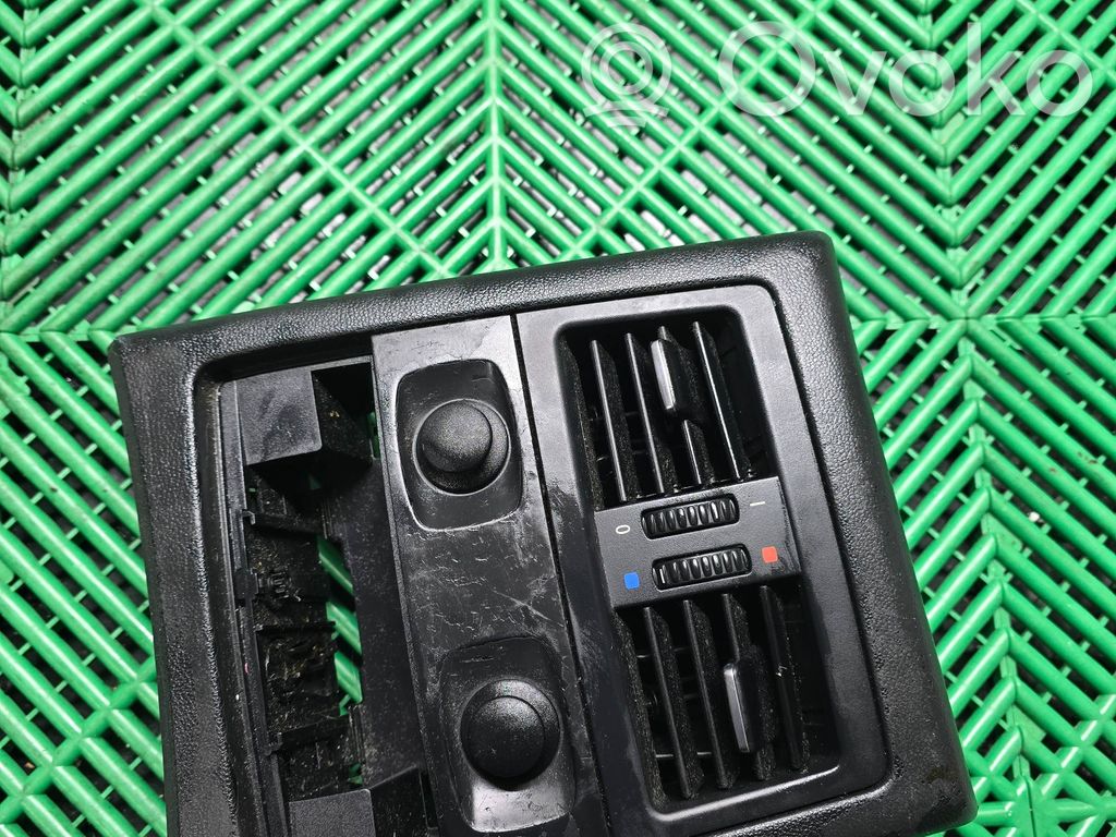 BMW 3 E90 E91 Center console 