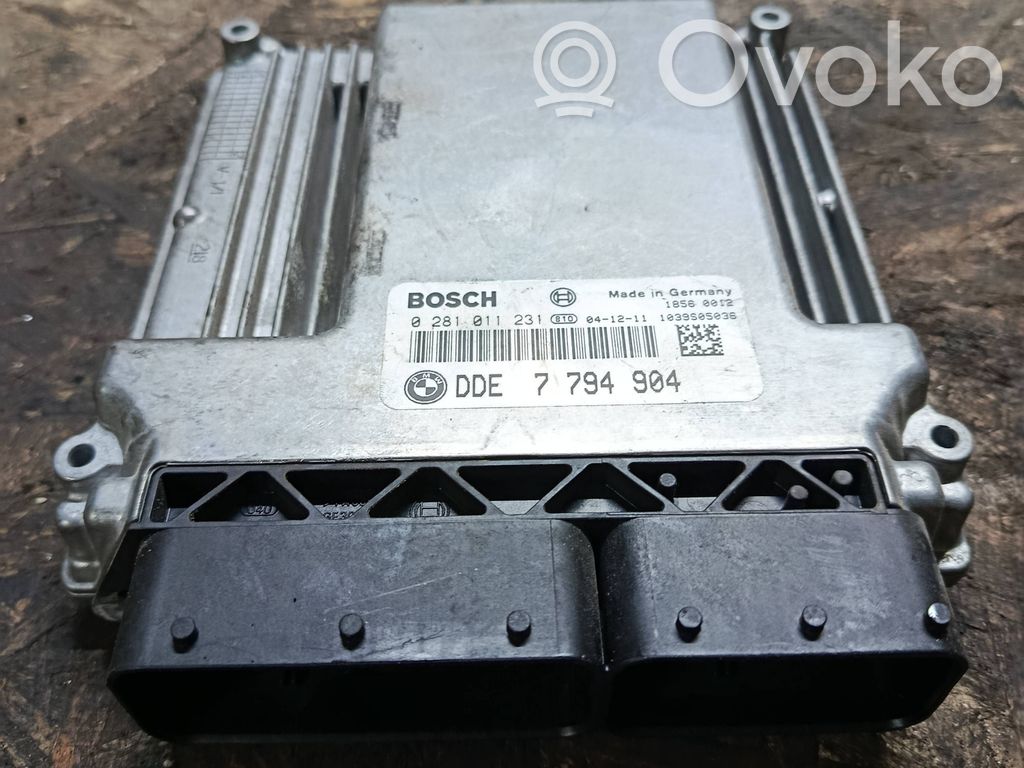 BMW 7 E65 E66 Engine control unit/module 