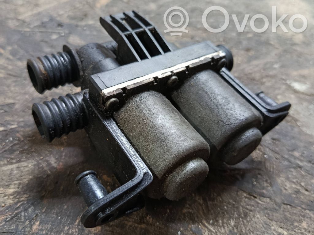 BMW 7 E65 E66 Coolant heater control valve 