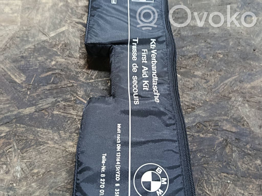 First aid kit   8270015