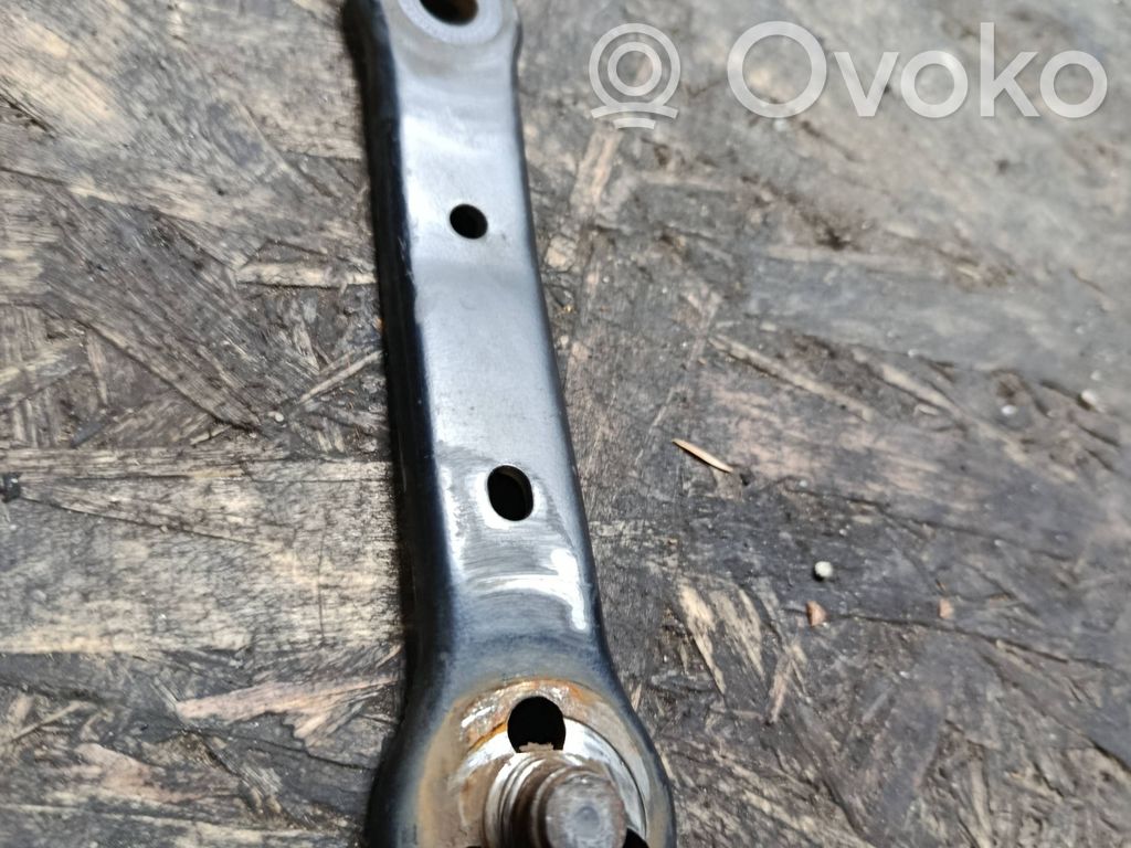 BMW 5 E60 E61 Priekšējā loga tīrītāja kājiņa 