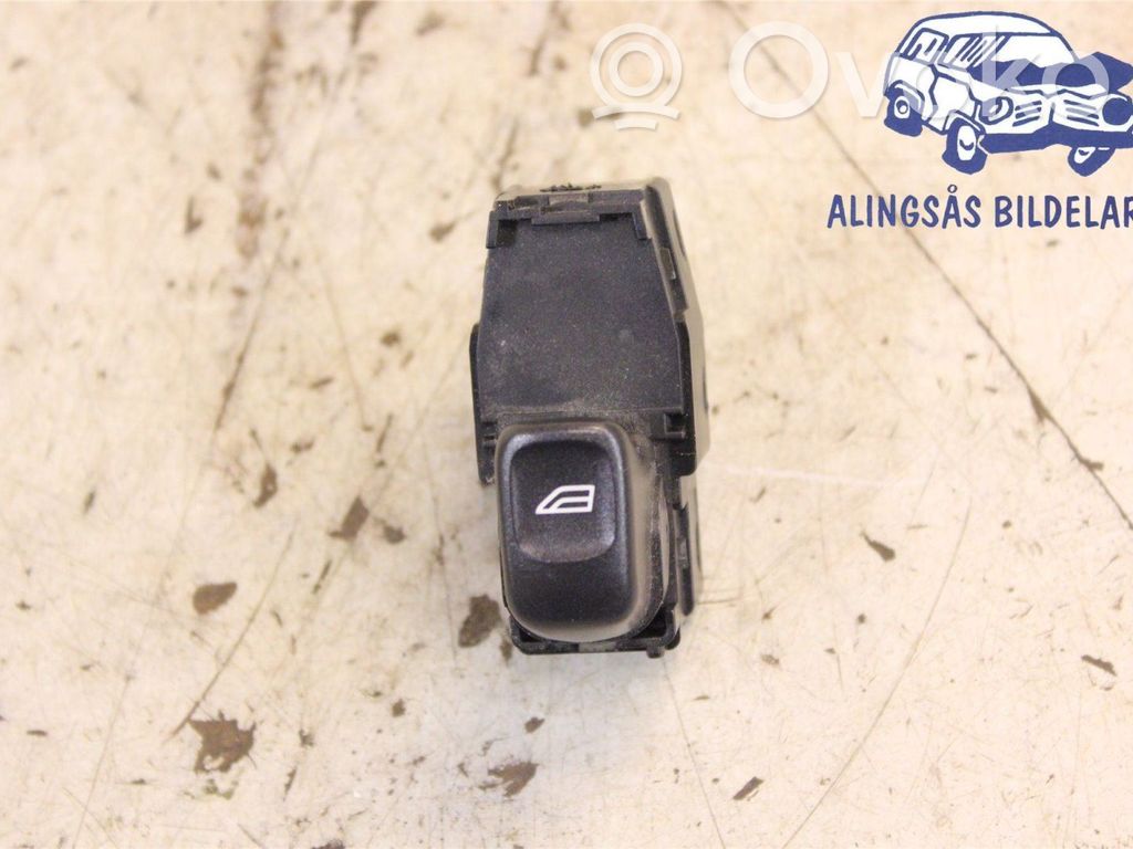 Electric window control switch   30658696,30658696