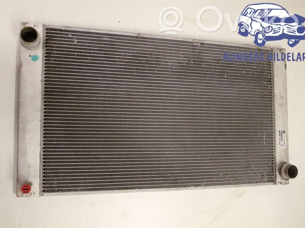 BMW 5 E60 E61 Coolant radiator 