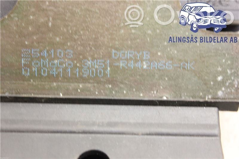 Spyna galinio dangčio   1680259,3M51R442A66AK