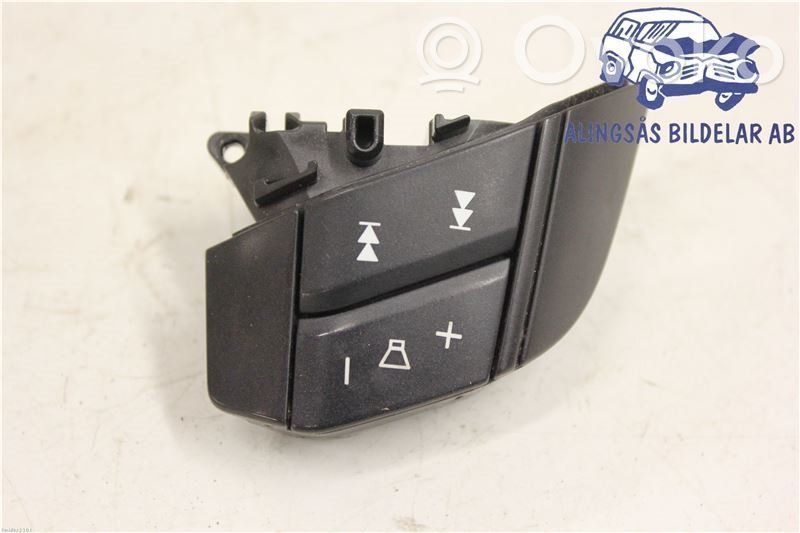 Volvo S80 Pulsanti/interruttori sul volante 