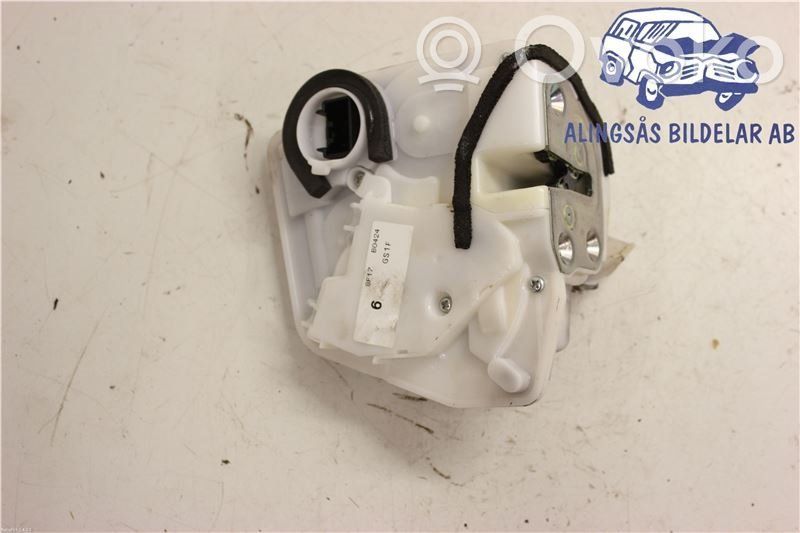 Mazda 6 Front door lock 