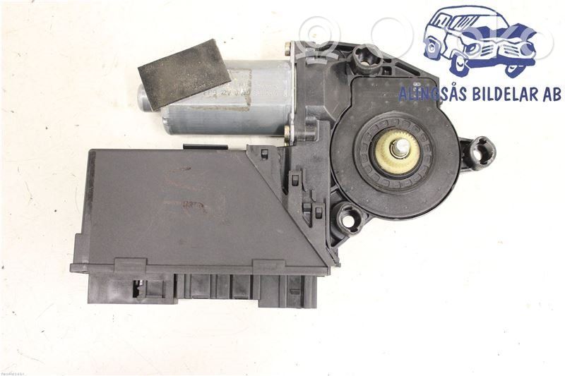 Audi A8 S8 D3 4E Silnik regulatora szyby drzwi przednich 