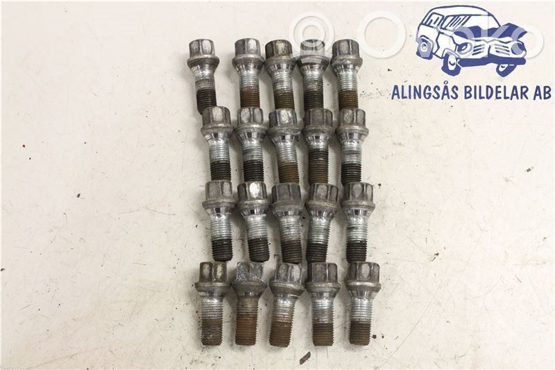 Audi A4 S4 B6 8E 8H Tuercas/tornillos 