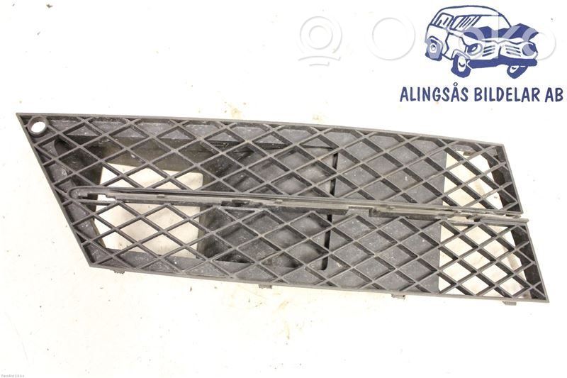 BMW 5 E60 E61 Front bumper upper radiator grill 