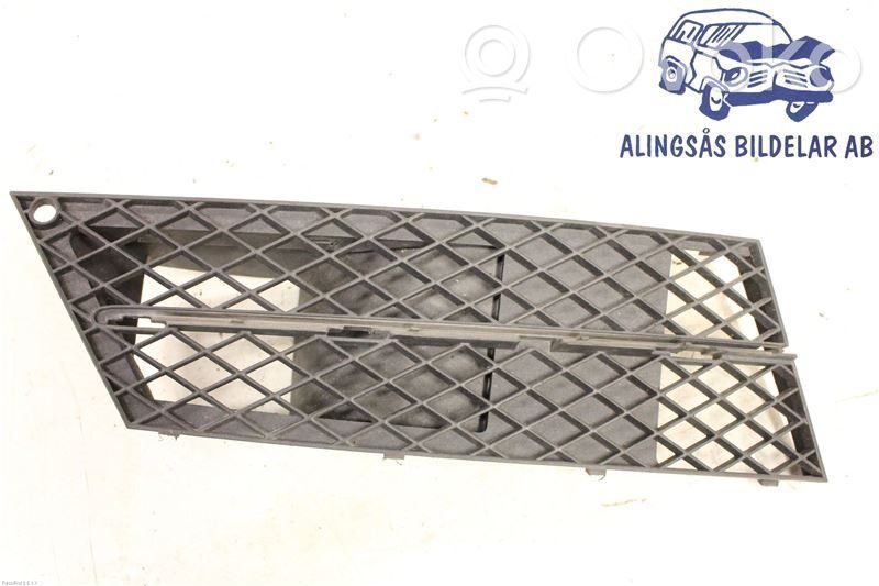 BMW 5 E60 E61 Front bumper upper radiator grill 