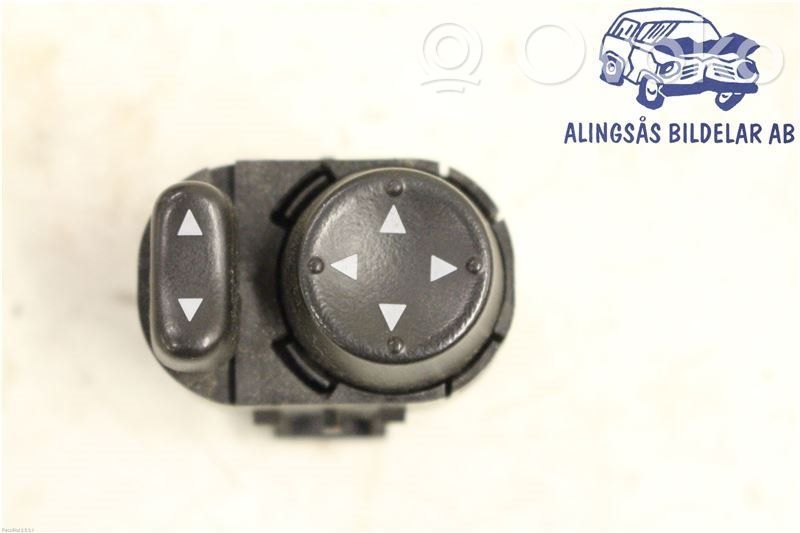 Wing mirror switch   15259904,15259904