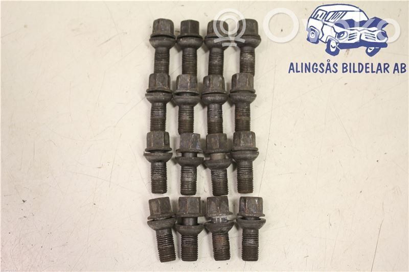 Audi A8 S8 D3 4E Tuercas/tornillos 