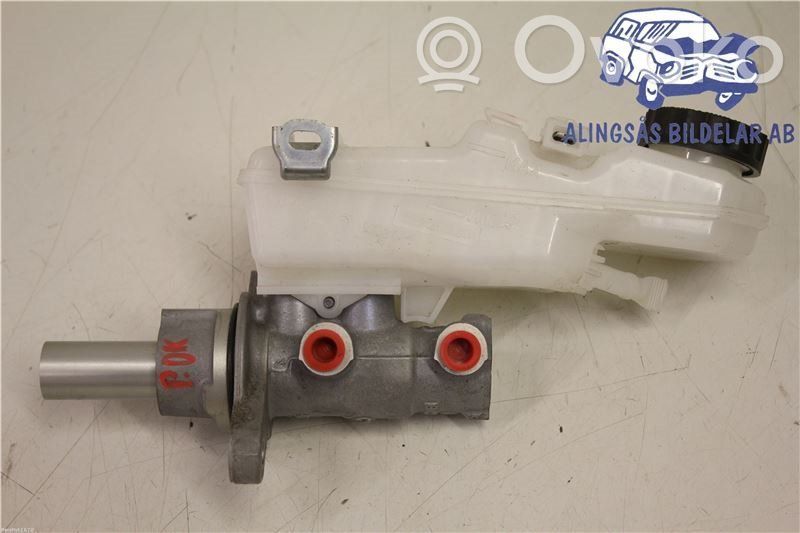 Toyota Auris E180 Główny cylinder hamulca 