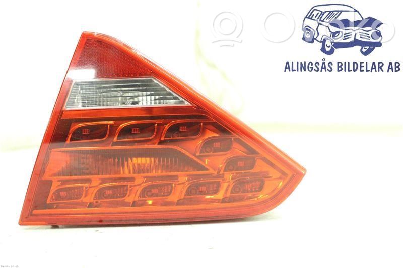 Tailgate rear/tail lights   8T0945094A