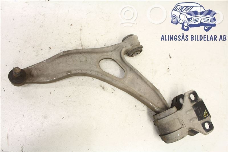 Ford Focus Front lower control arm/wishbone 