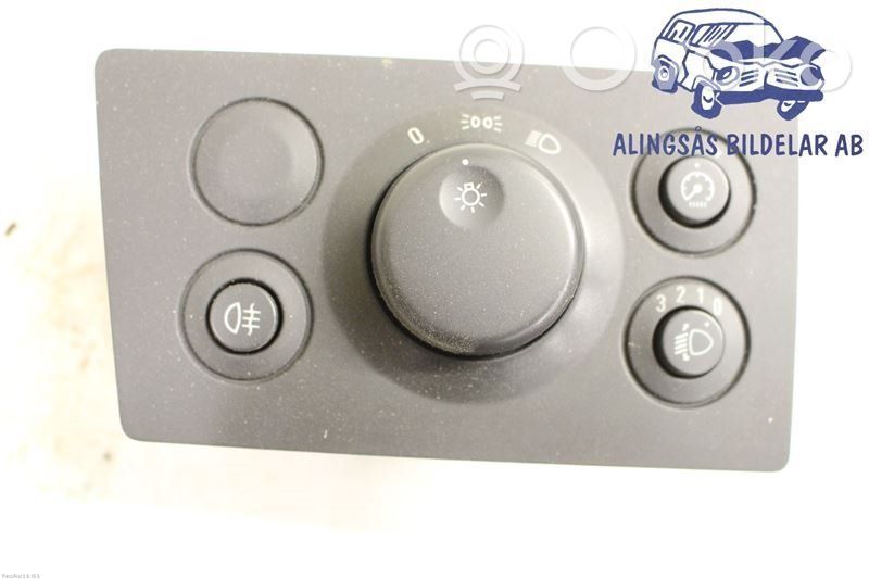 Opel Zafira B Light switch 