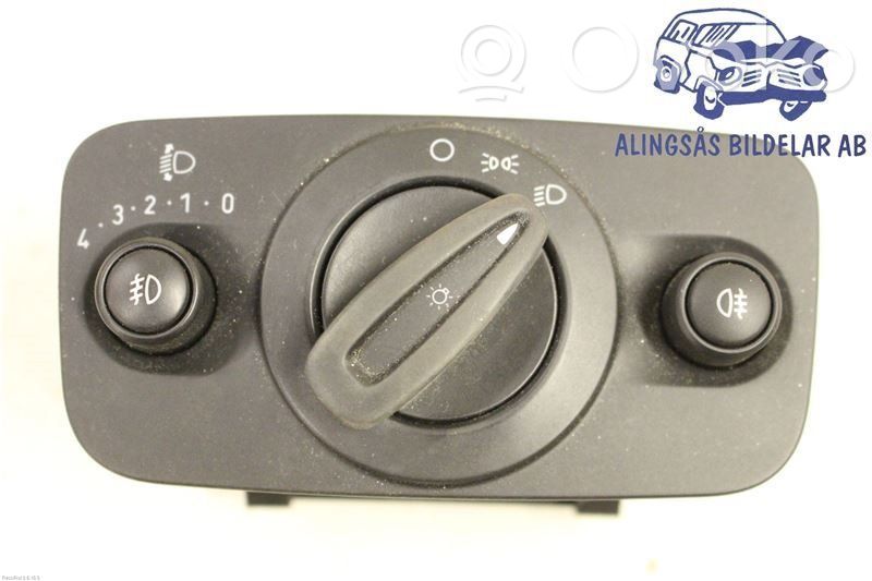 Light switch   8A6T13A024BB