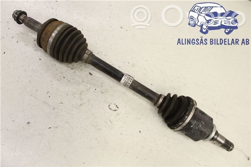 Toyota Auris E180 Eje de transmisión delantero 