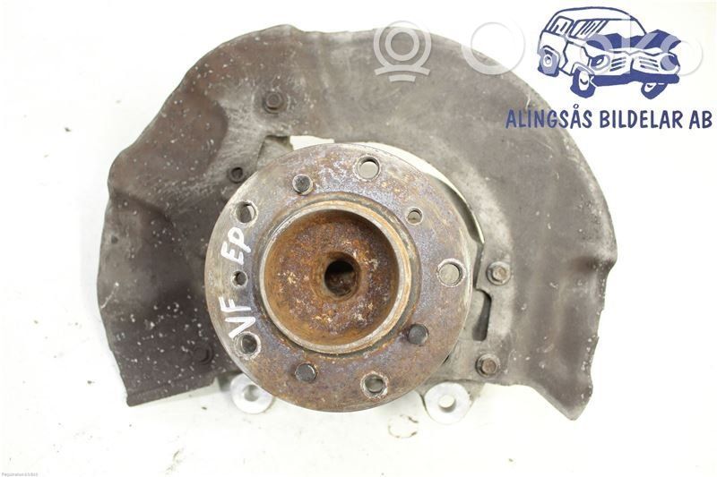 BMW 5 E60 E61 Priekšējā riteņa rumbas vārpstas šarnīrs (stupica, capfa) 