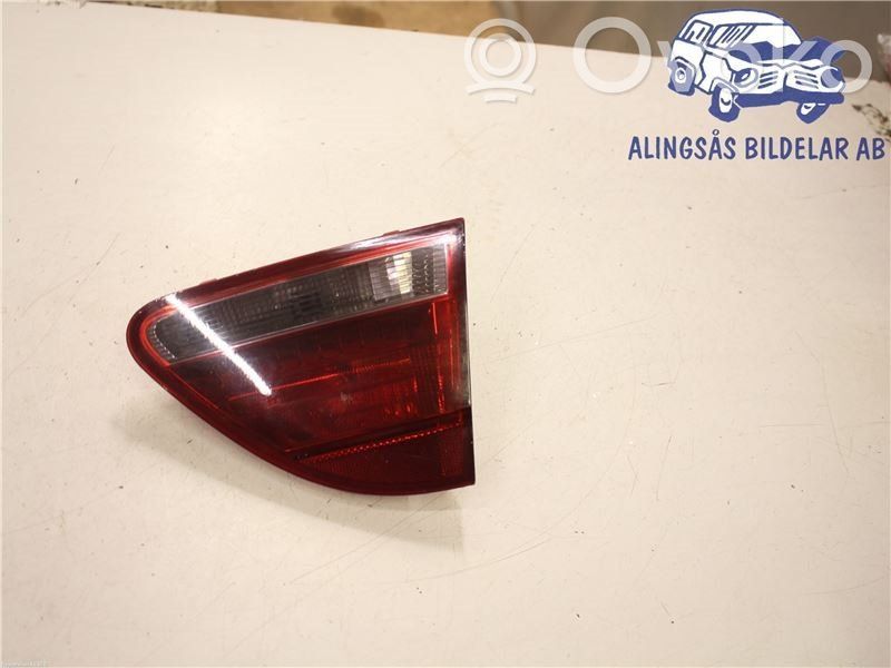 Seat Exeo (3R) Aizmugurējais lukturis pārsegā 