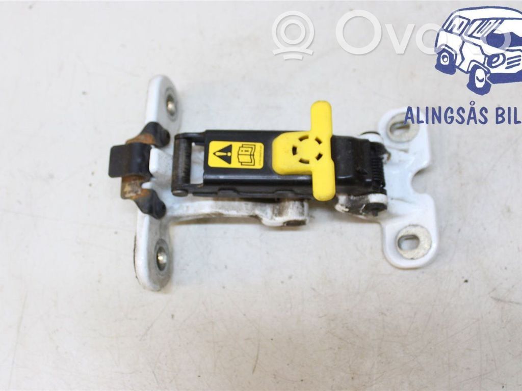 Ford Transit Courier Front door lower hinge 