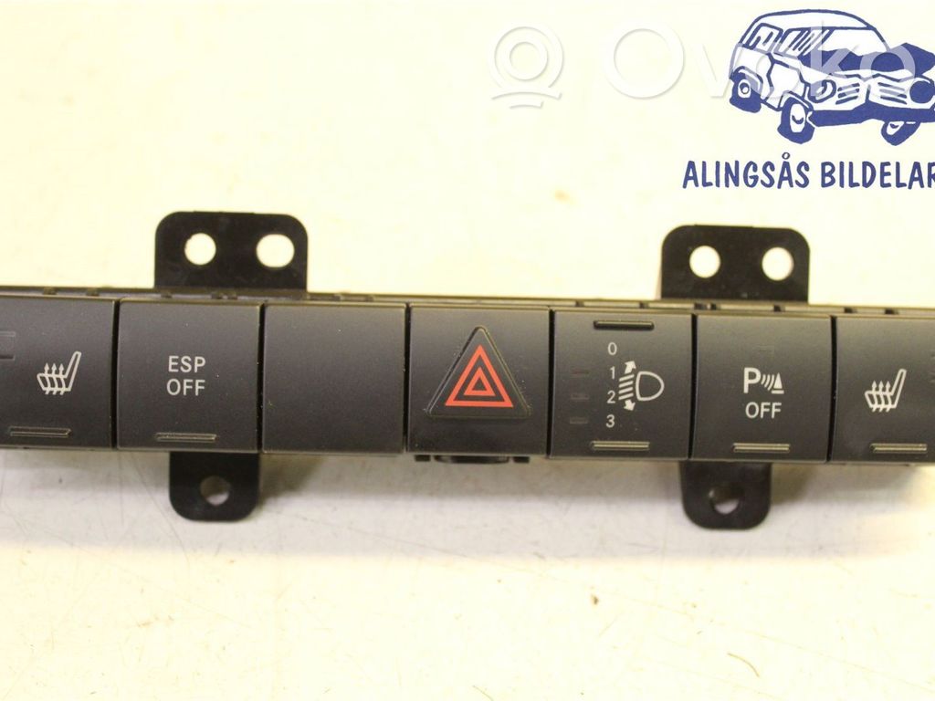 Dodge Nitro Interruptor de control multifunción 