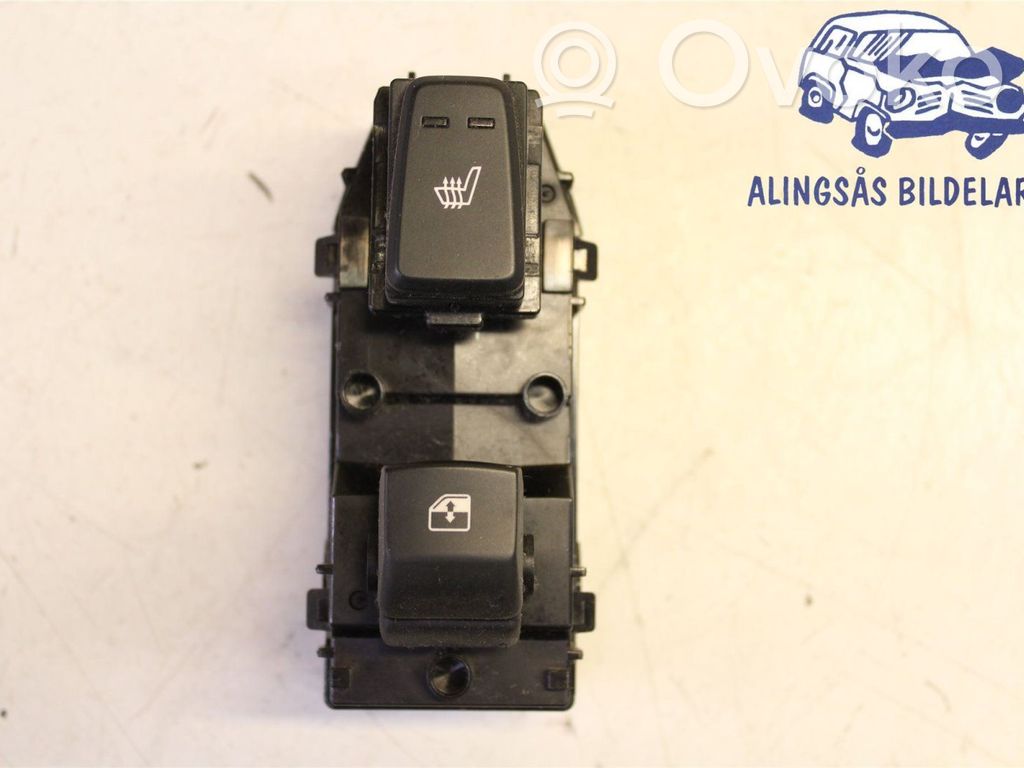KIA Ceed Interruptor del elevalunas eléctrico 